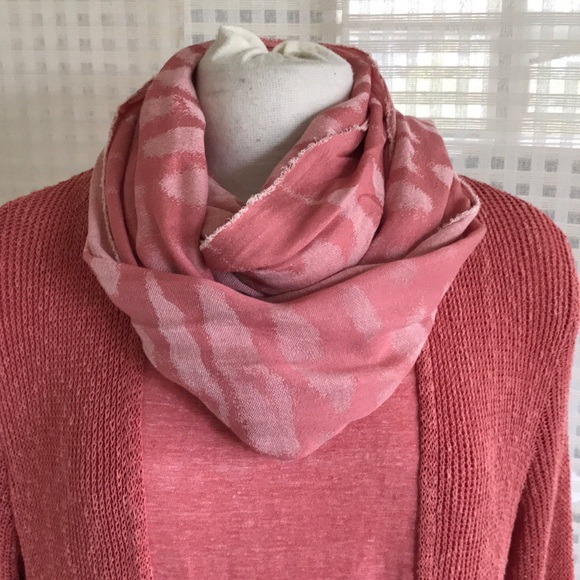 Eileen Fisher Accessories - Eileen Fisher Heather Viscose Jacquard Coral Scarf